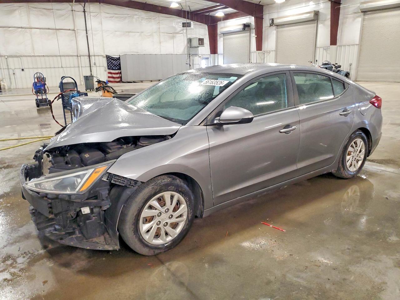 Salvage Hyundai ELANTRA Image
