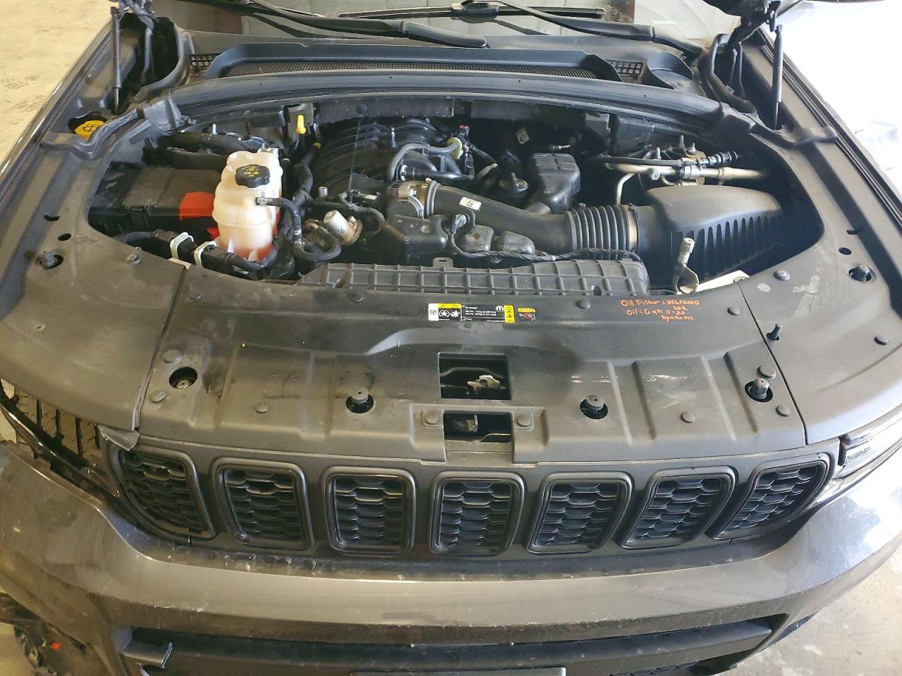Jeep Grand Cherokee L Laredo