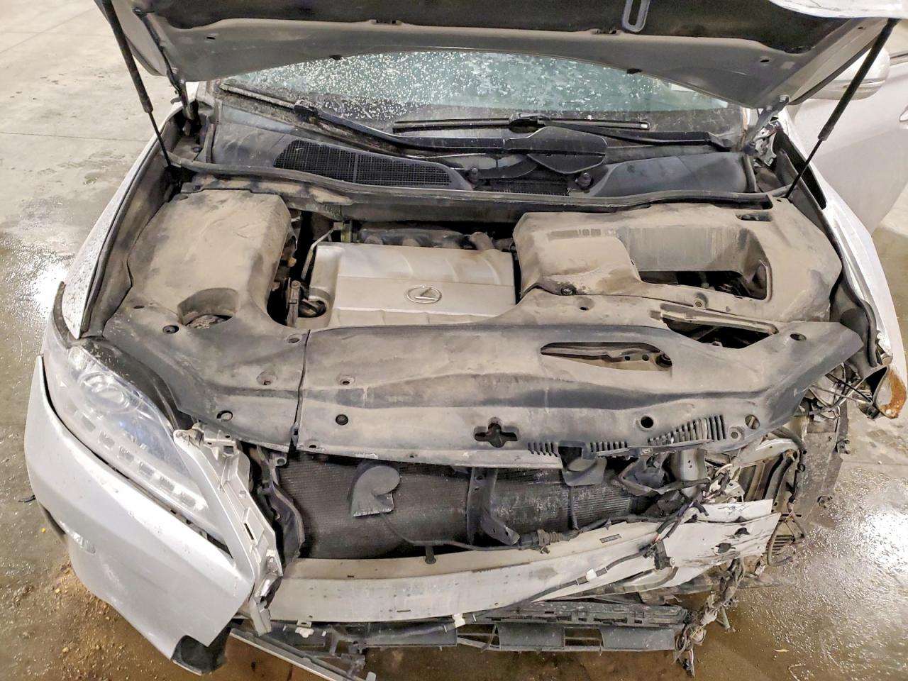 Lexus RX Base