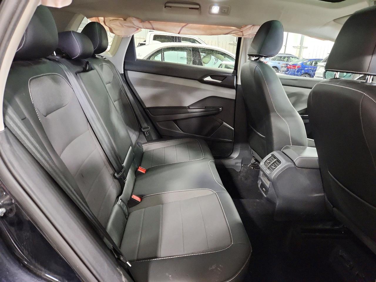 Volkswagen Taos Se Iq Drive