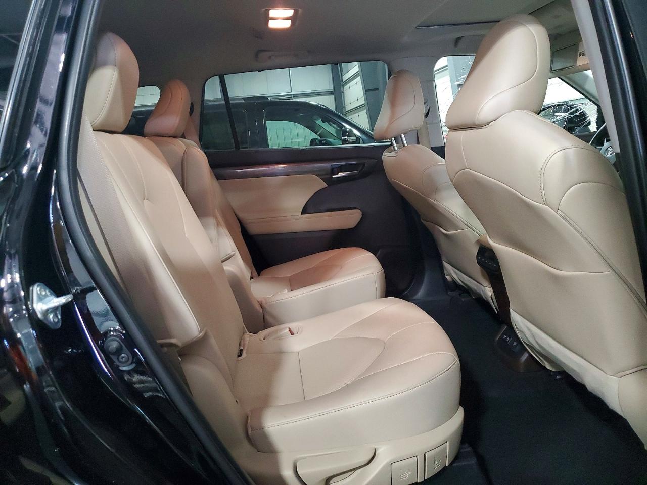 Toyota Highlander Limited