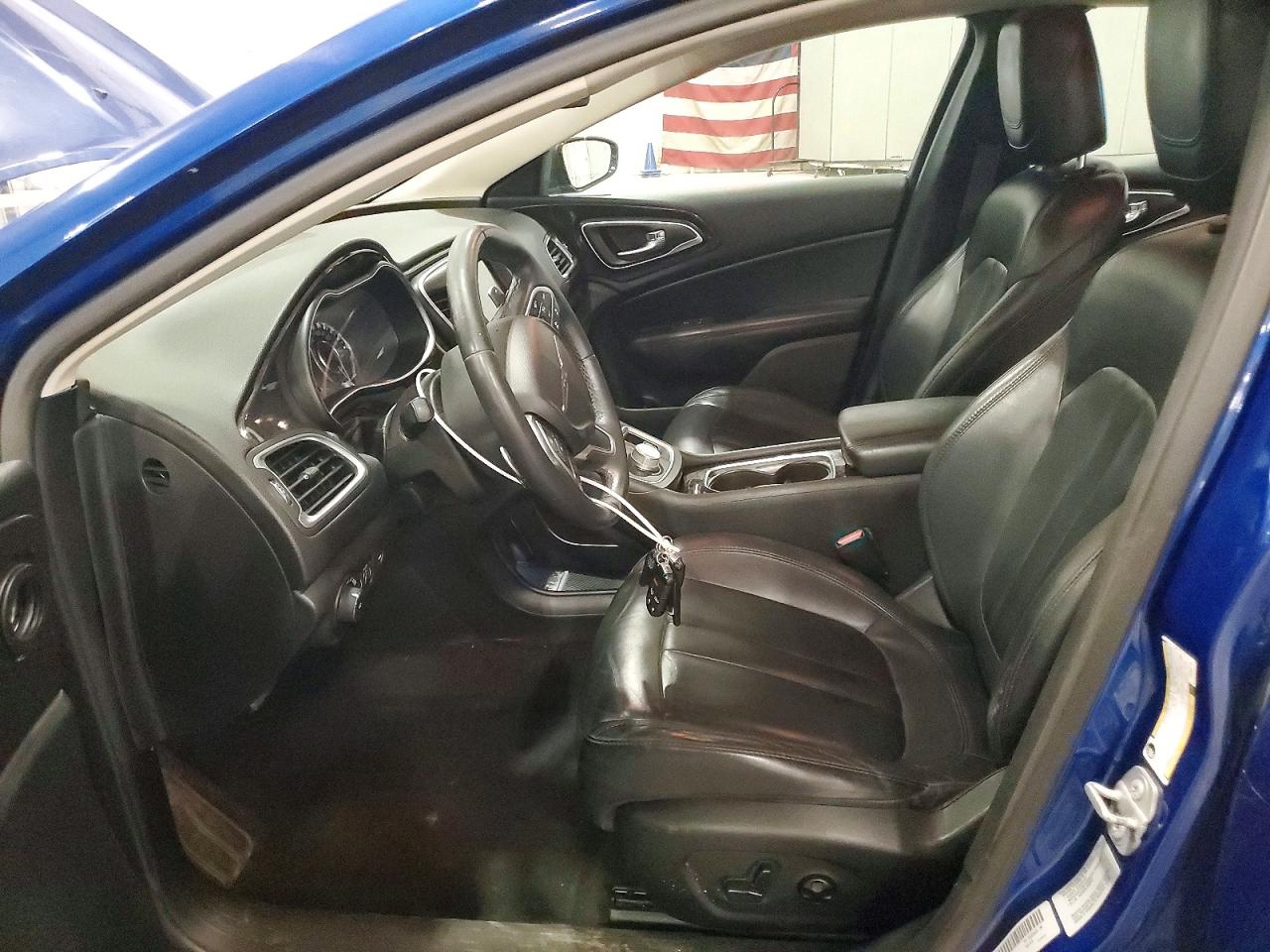 Chrysler 200 C