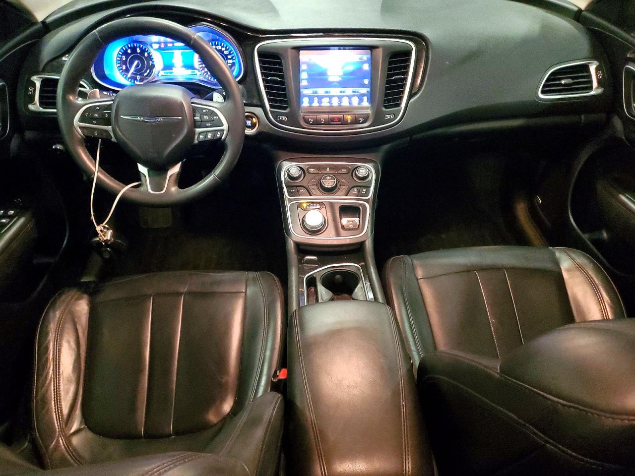 Chrysler 200 C