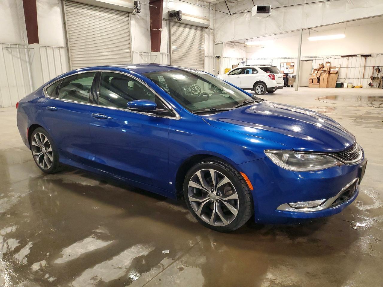 Chrysler 200 C