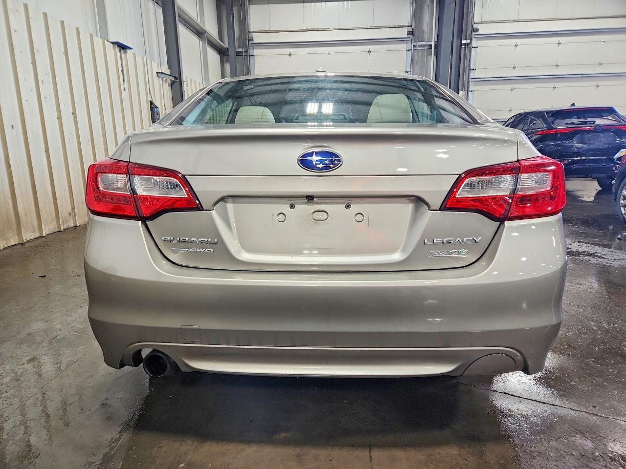 Subaru Legacy 2.5i Premium