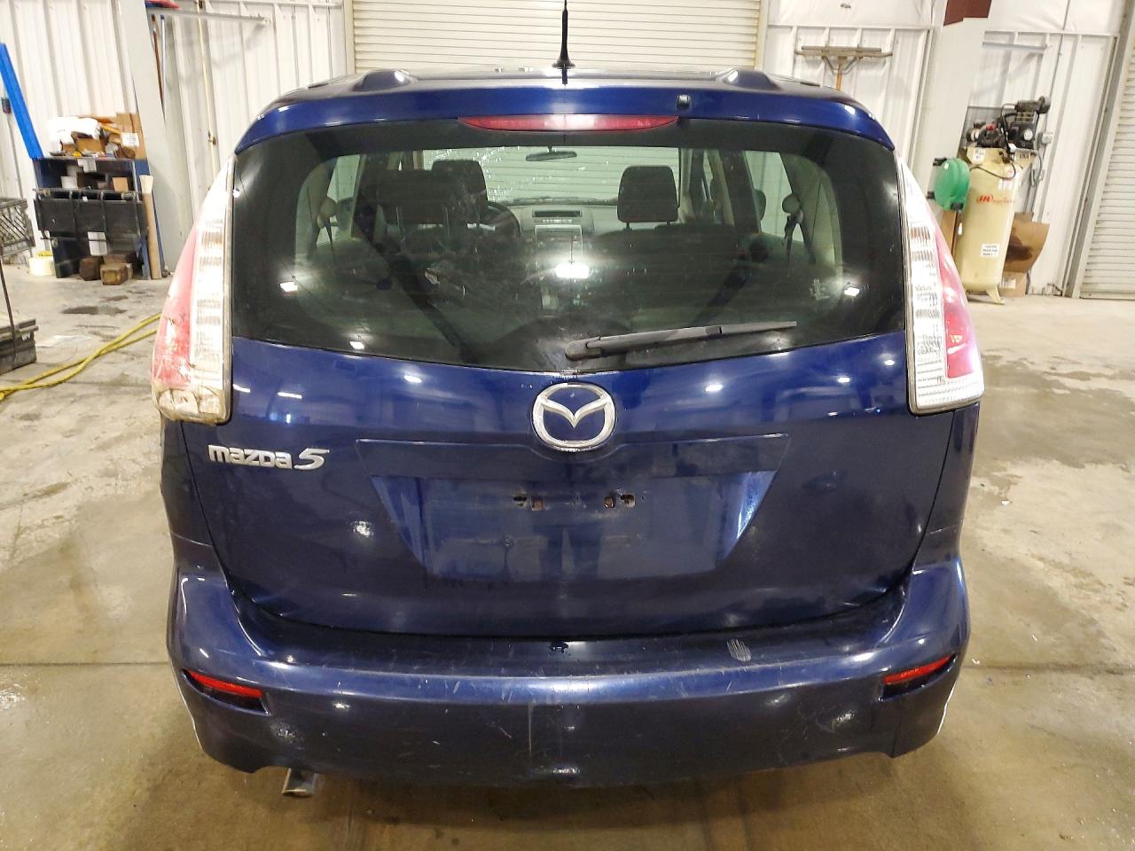 Mazda 5
