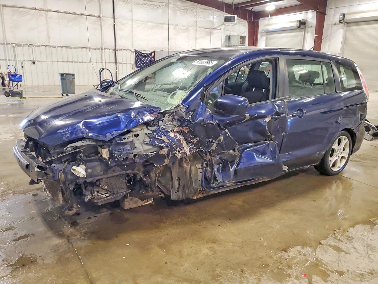 Salvage Mazda 5 Image