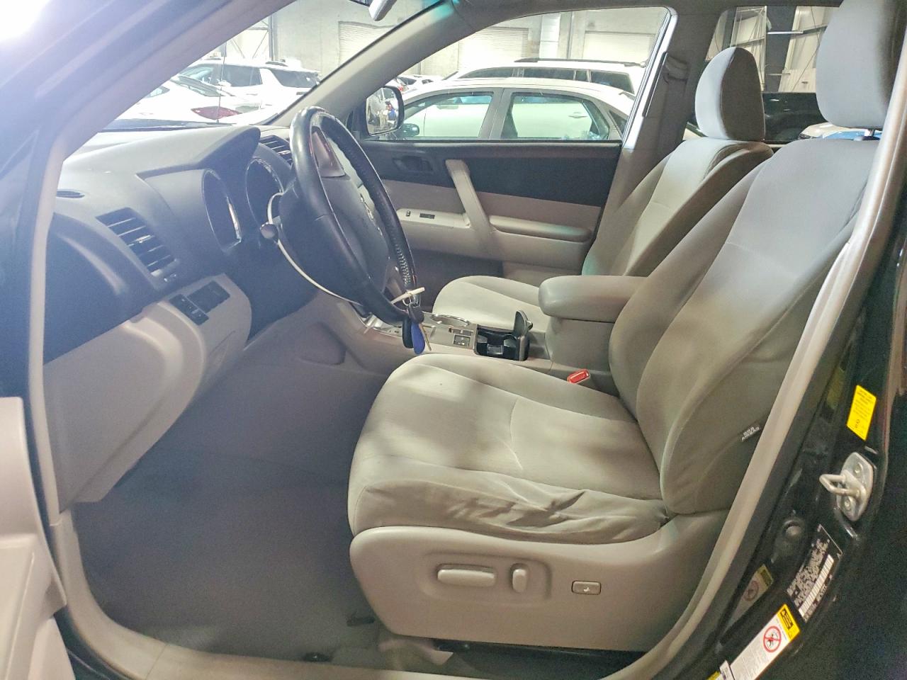 Toyota Highlander Base