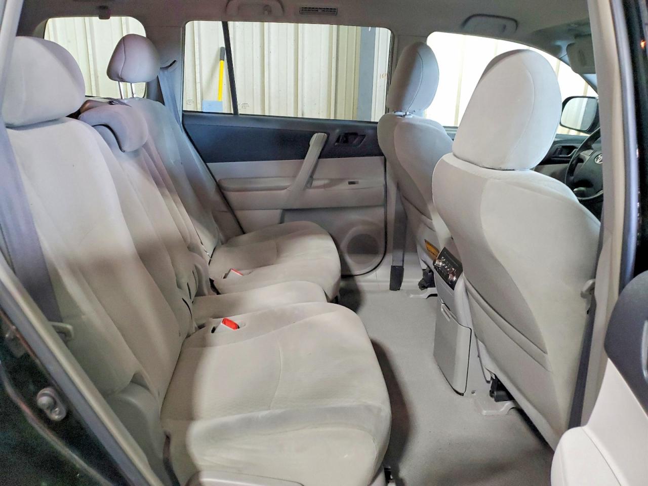 Toyota Highlander Base