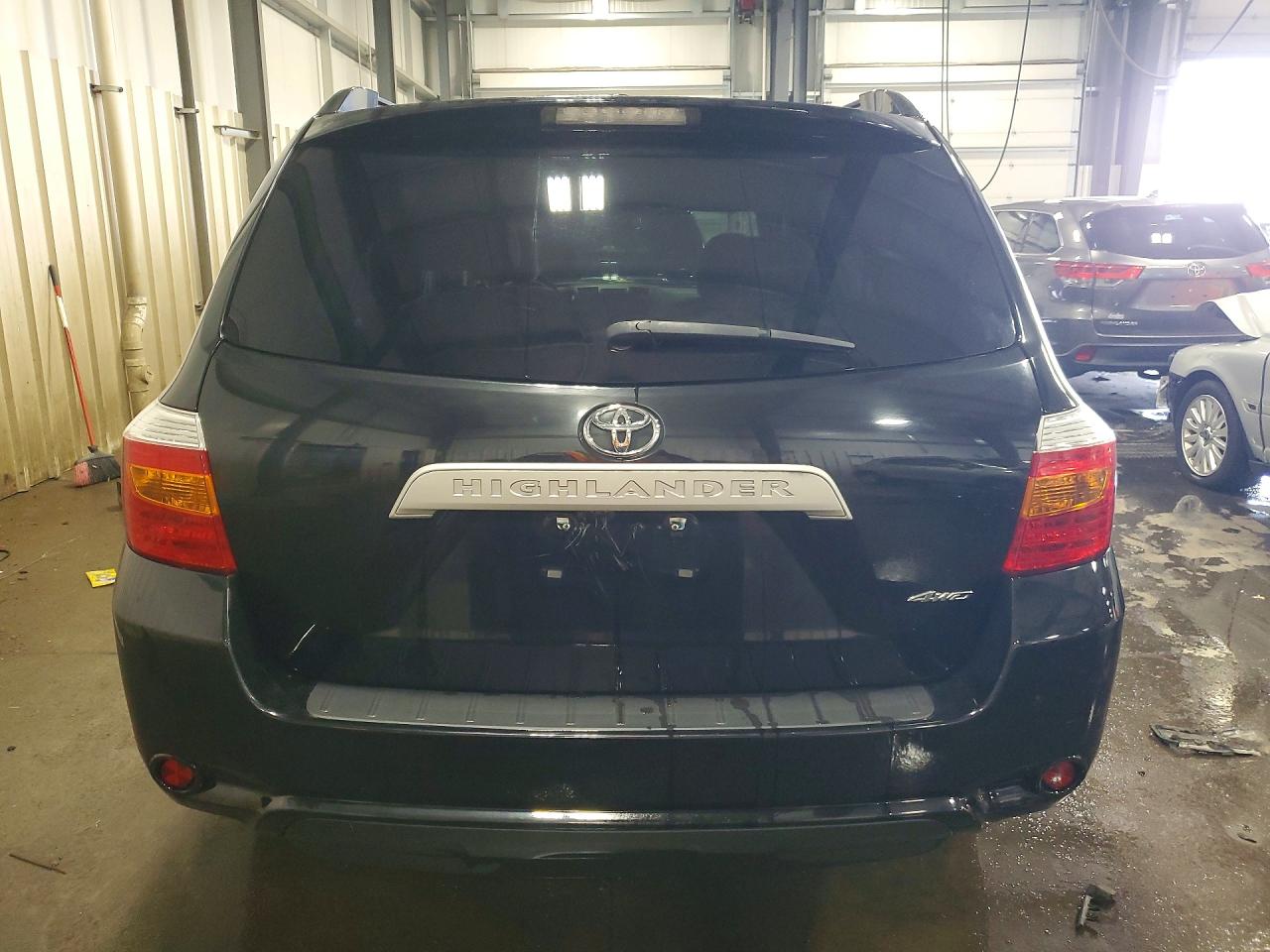Toyota Highlander Base