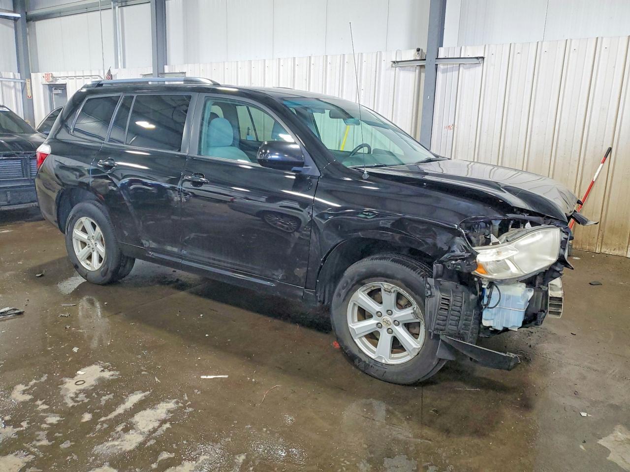 Toyota Highlander Base
