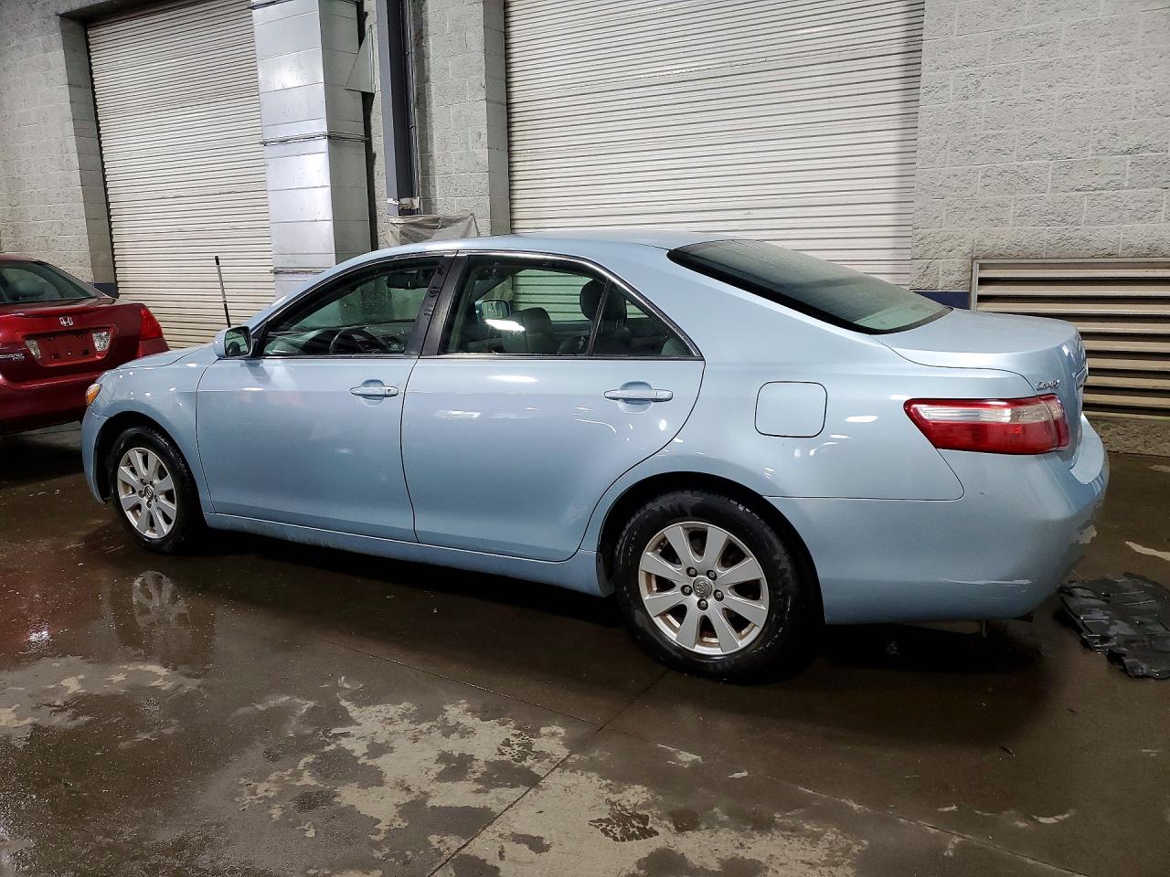 Toyota Camry Xle V6