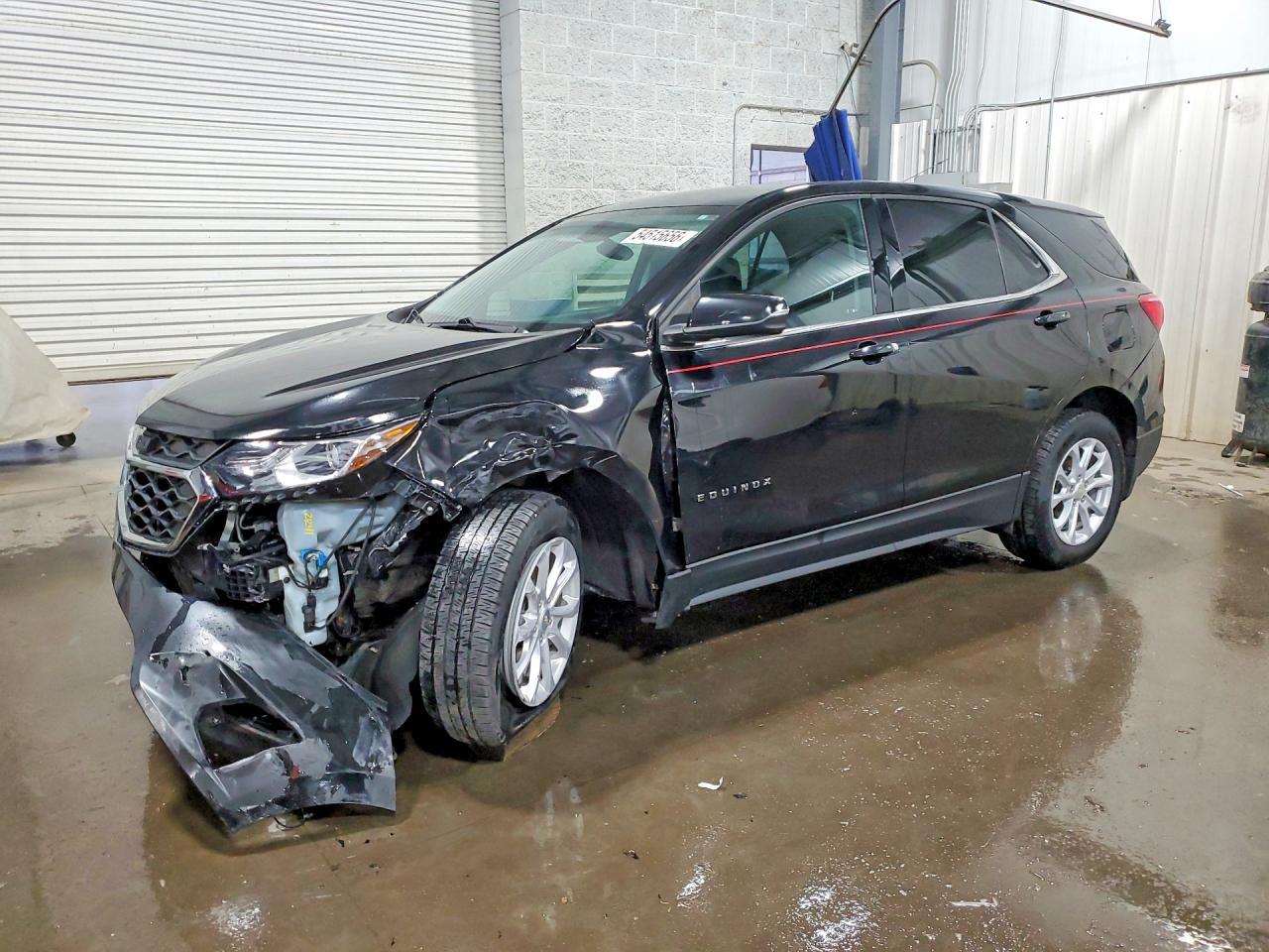 Salvage Chevrolet Equinox Image