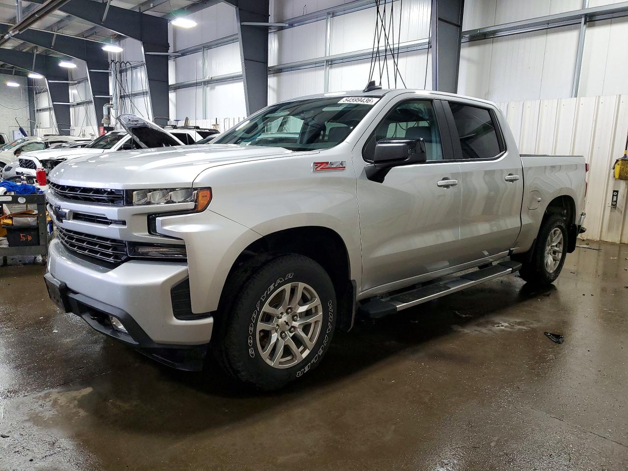 Salvage Chevrolet Silverado Image