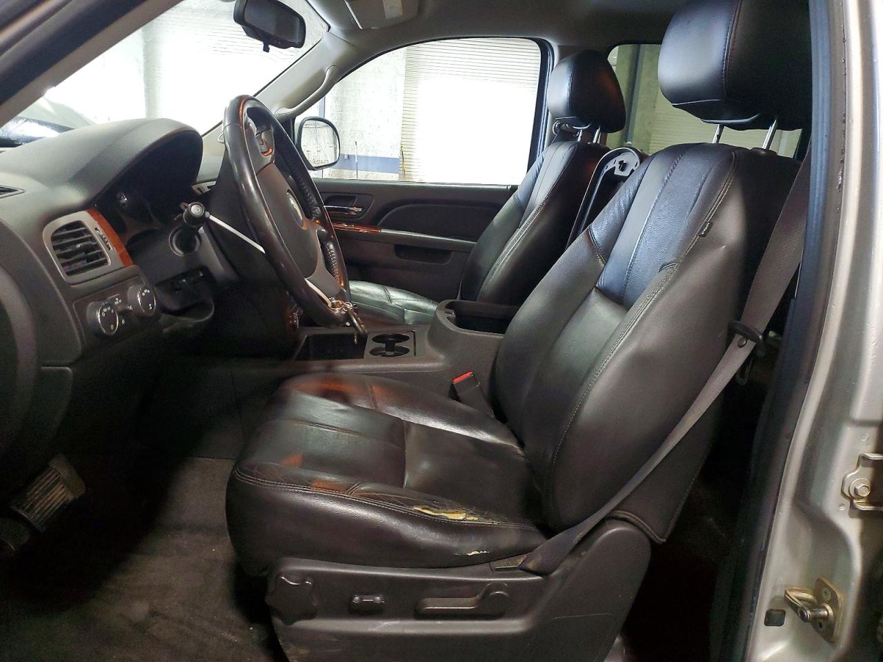 Chevrolet Suburban K1500 Lt