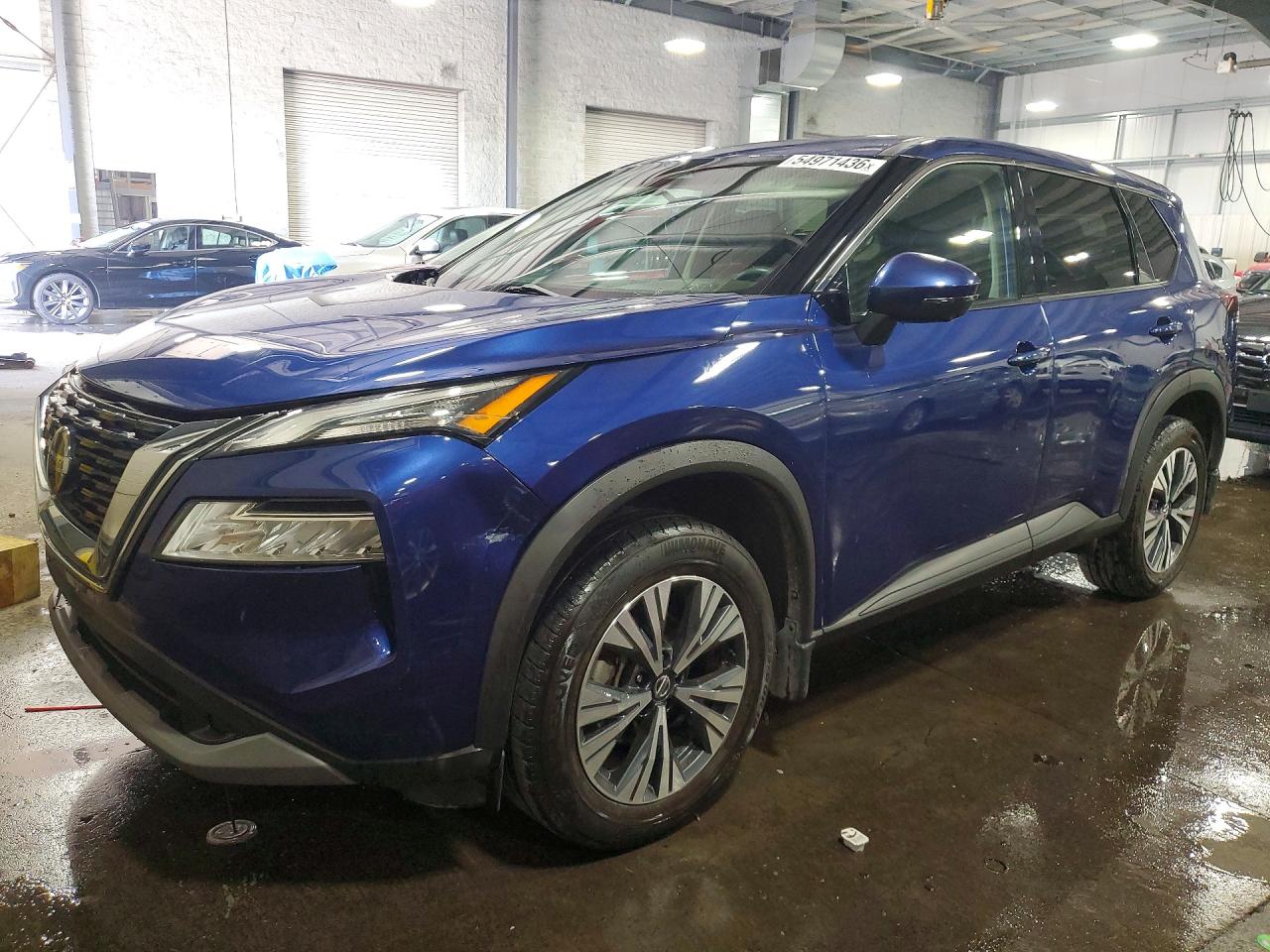 Salvage Nissan Rogue Image