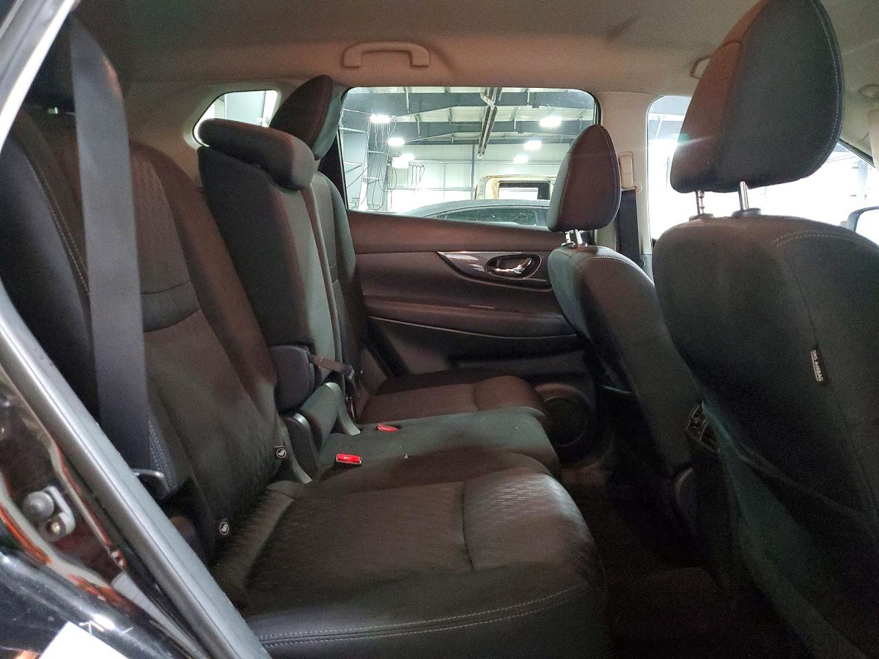 Nissan Rogue Sv