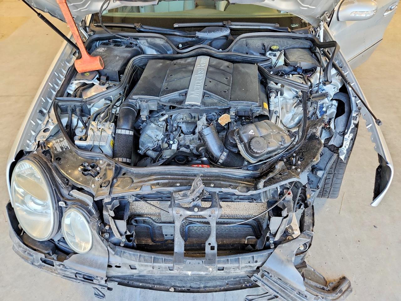 Mercedes-Benz E-Class 320
