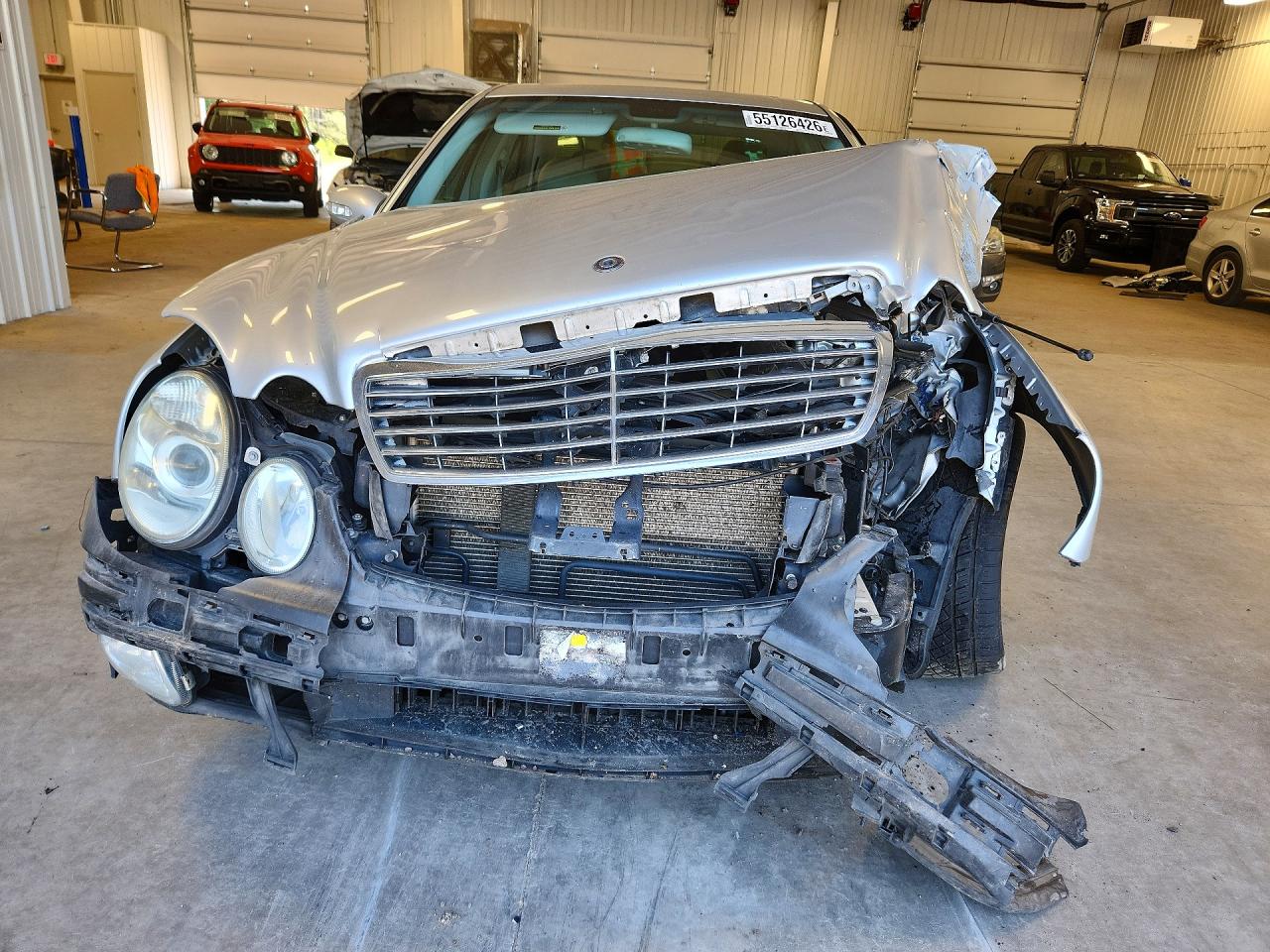 Mercedes-Benz E-Class 320
