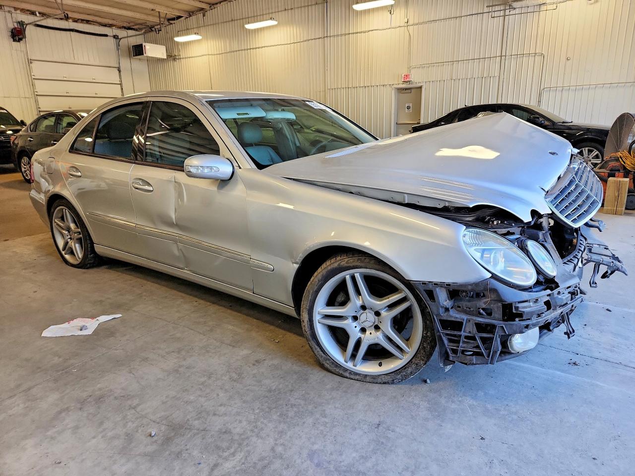 Mercedes-Benz E-Class 320