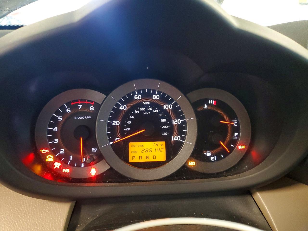 Toyota RAV4 Base