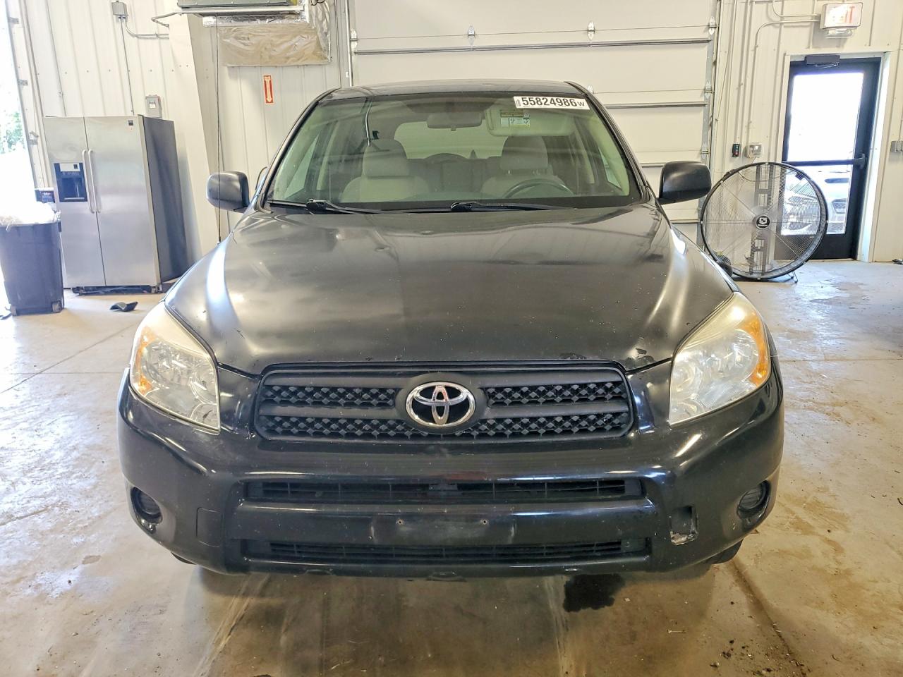 Toyota RAV4 Base