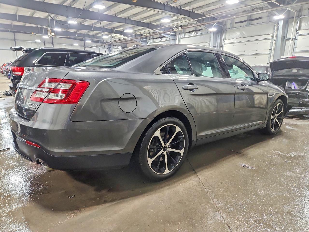 Ford Taurus Limited