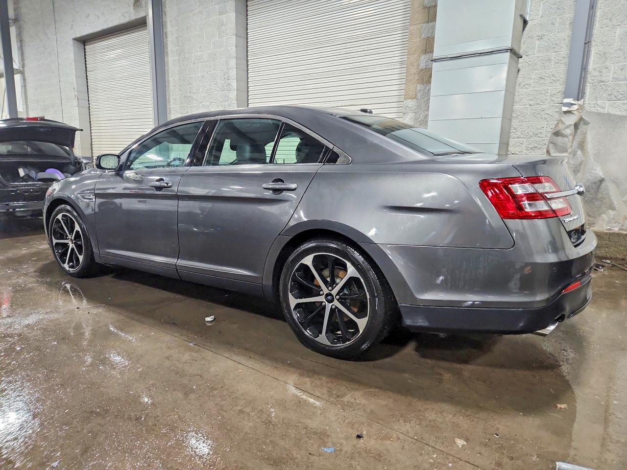 Ford Taurus Limited