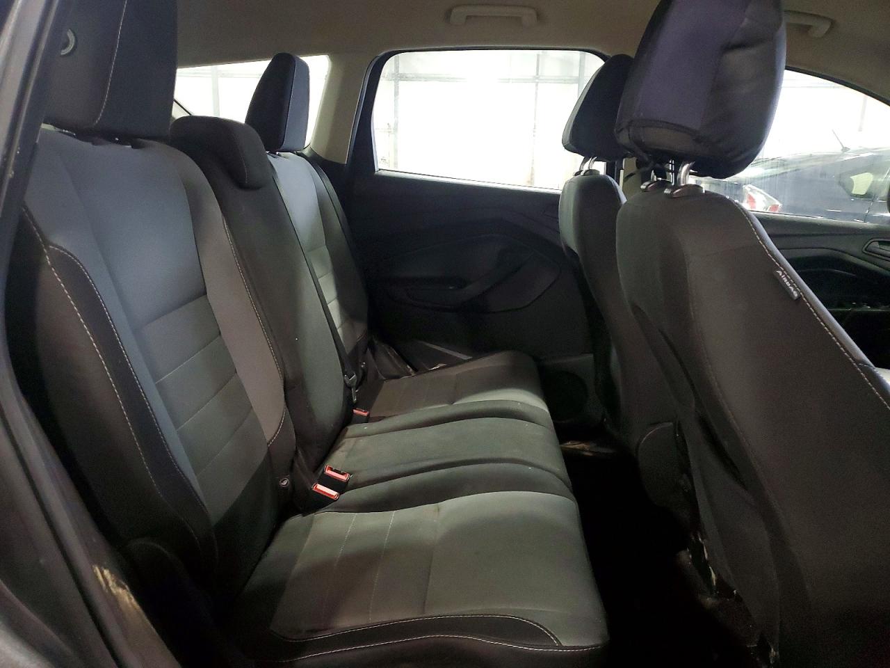 Ford Escape S