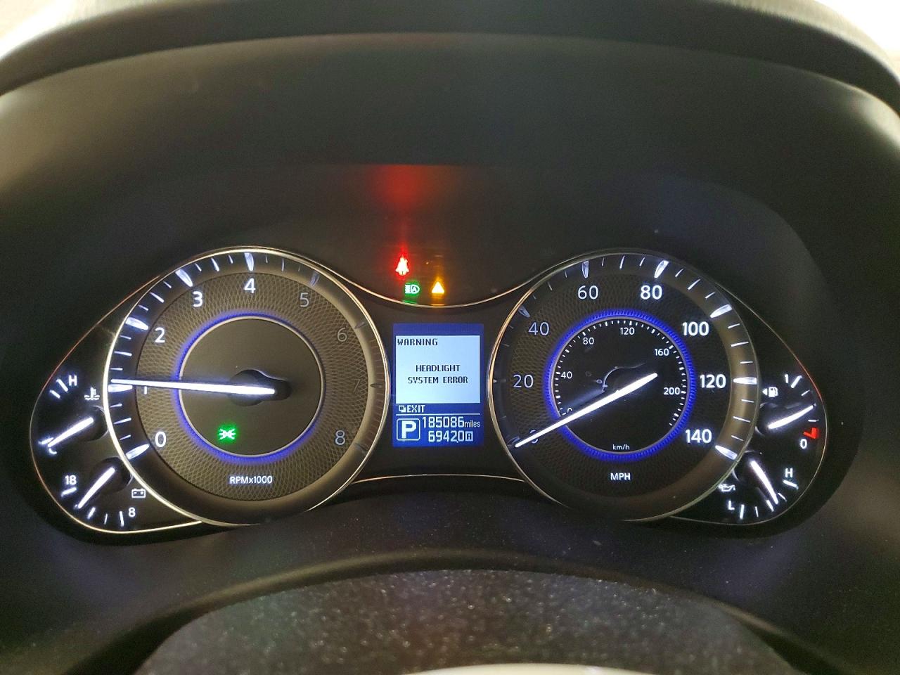 INFINITI Qx Base