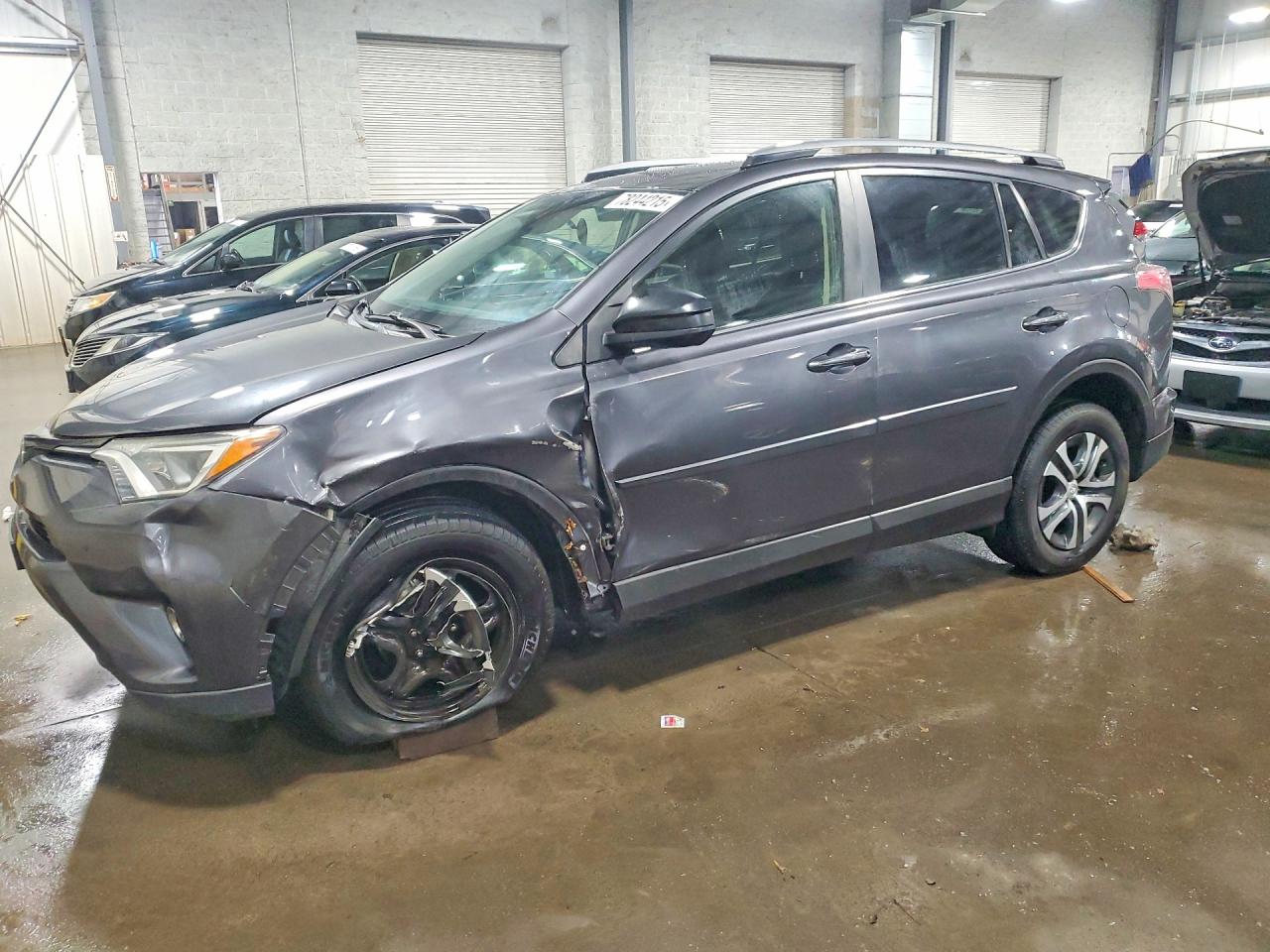 Salvage Toyota RAV4 Image