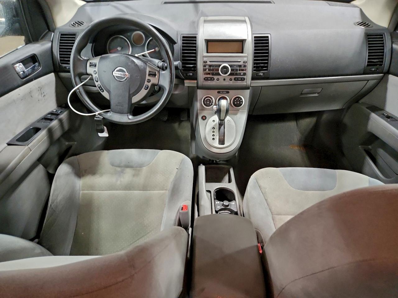 Nissan Sentra 2.0