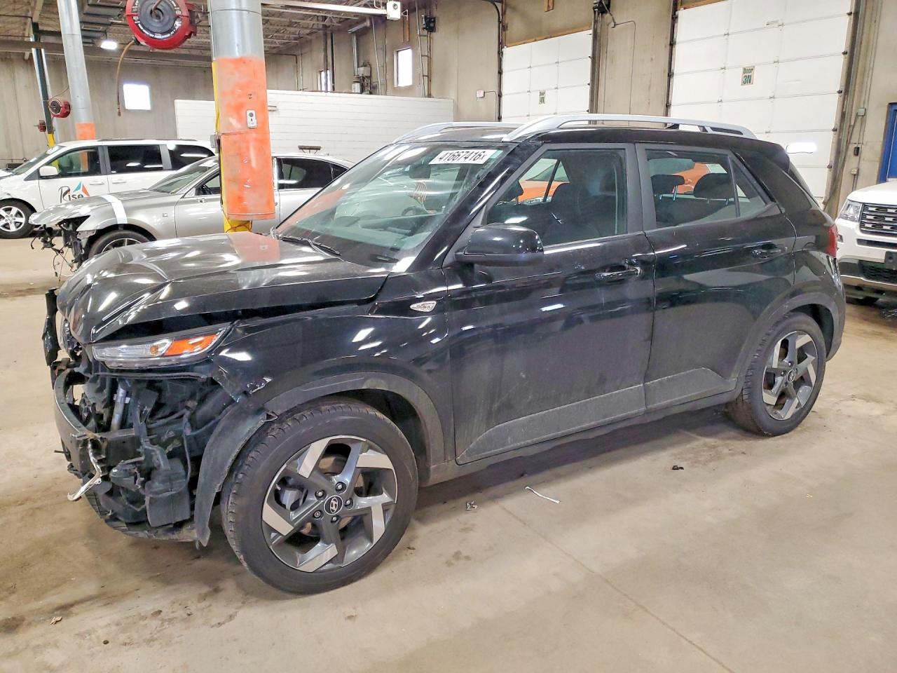 Salvage Hyundai VENUE Image
