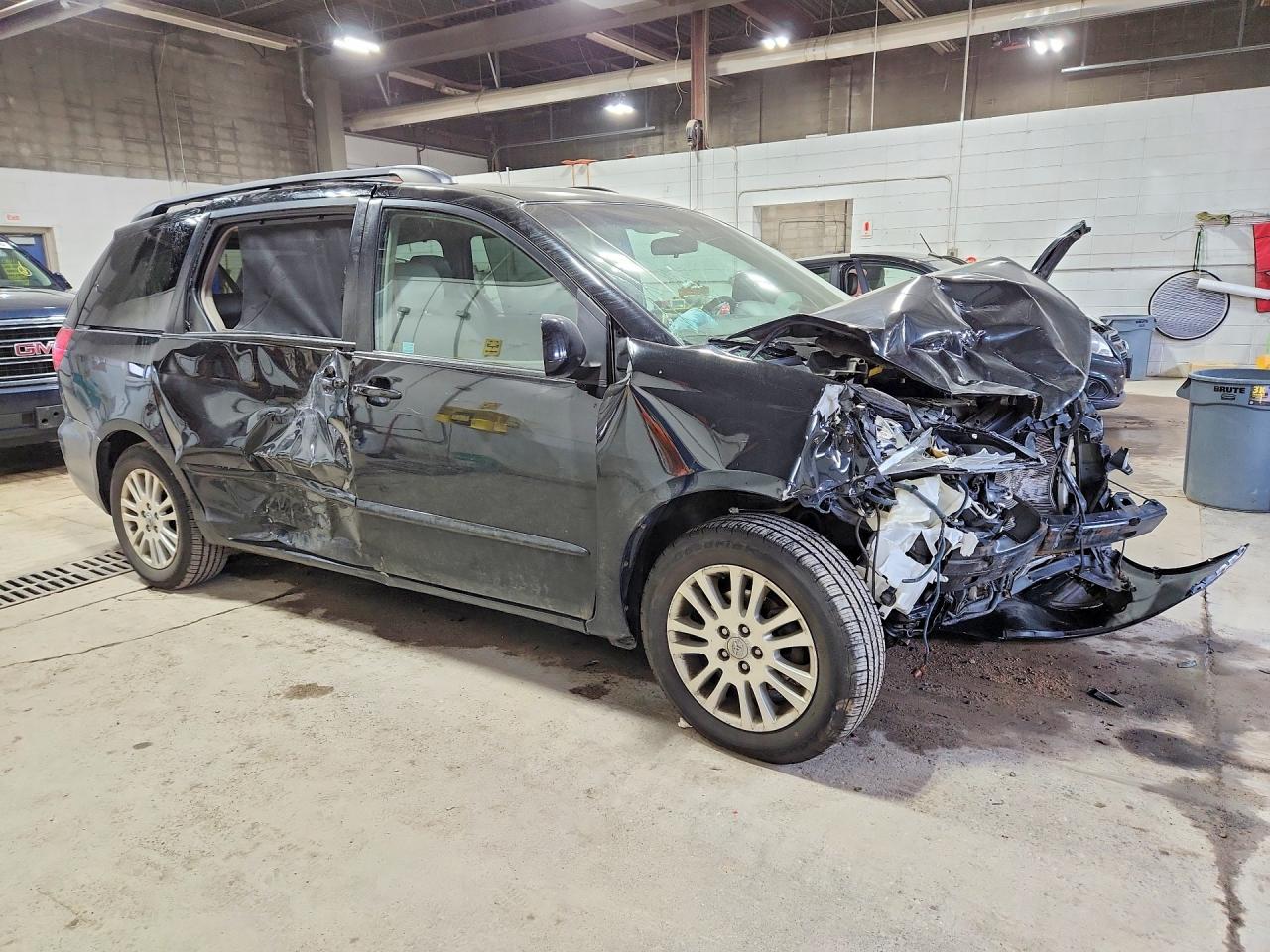 Toyota Sienna Xle