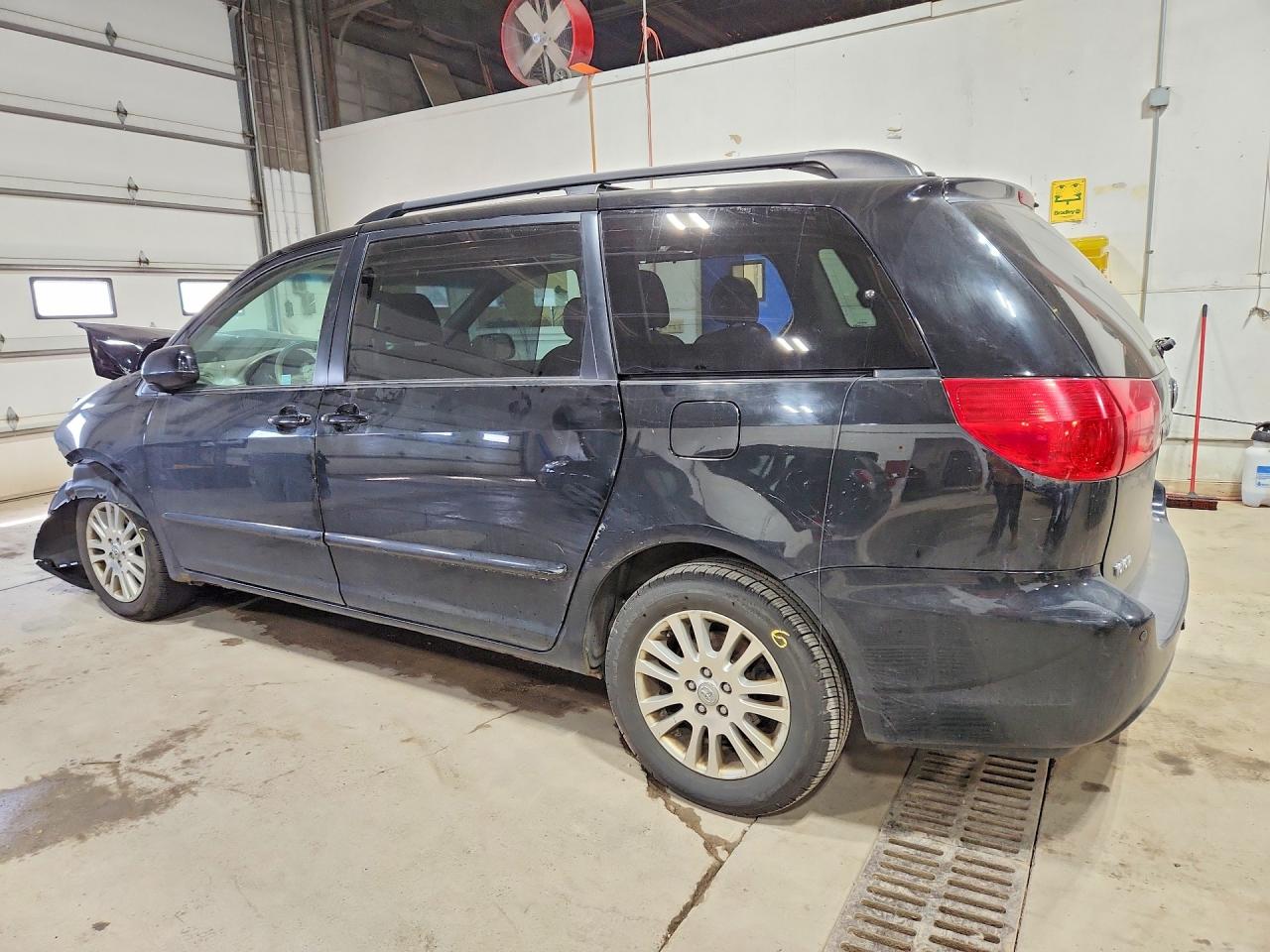 Toyota Sienna Xle