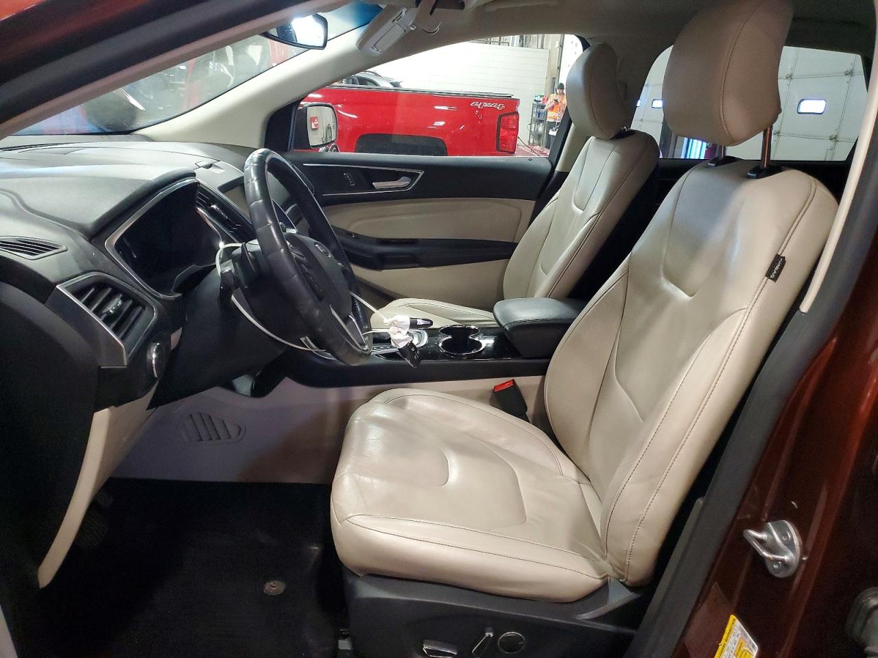 Ford Edge Titanium