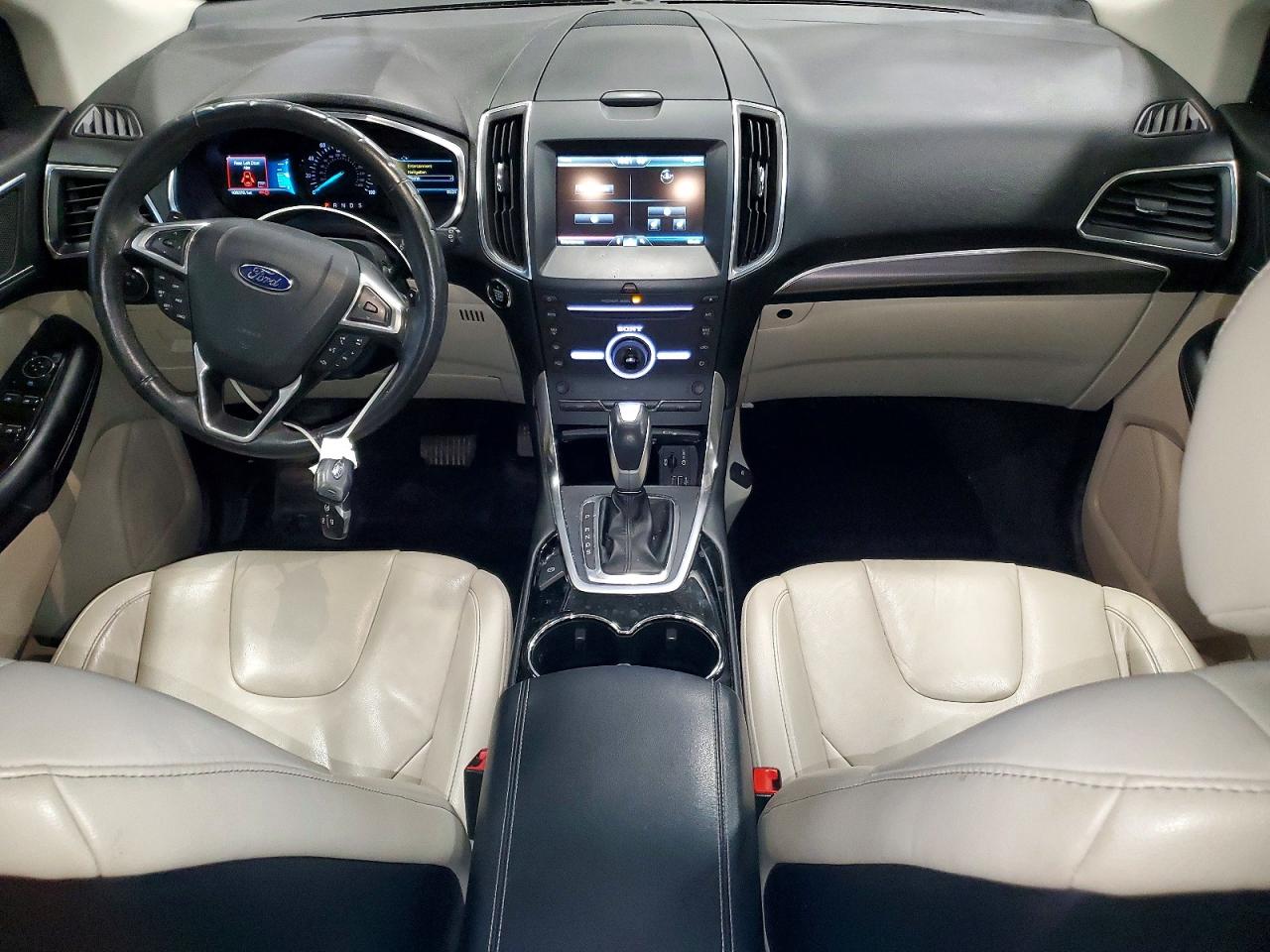 Ford Edge Titanium