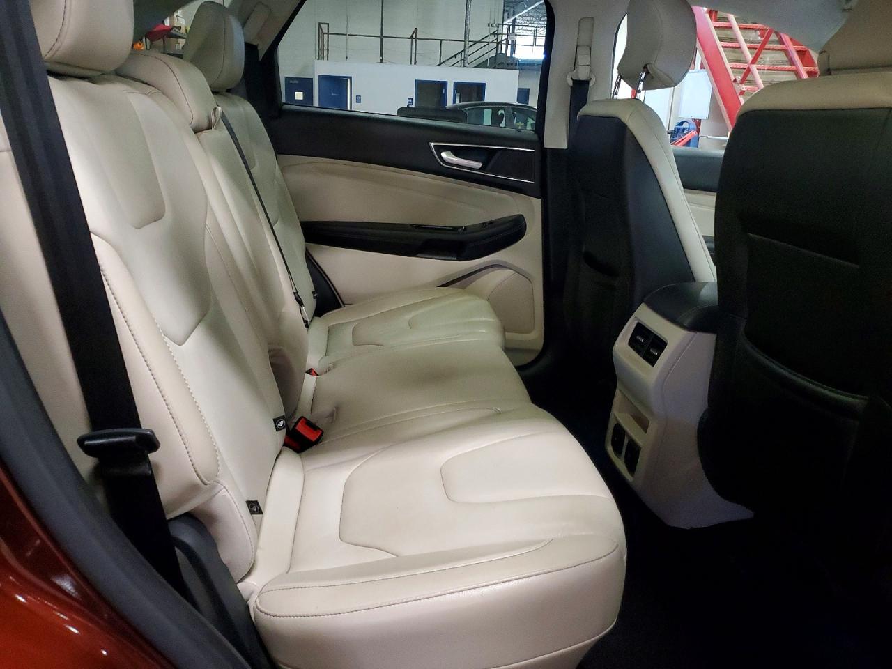 Ford Edge Titanium