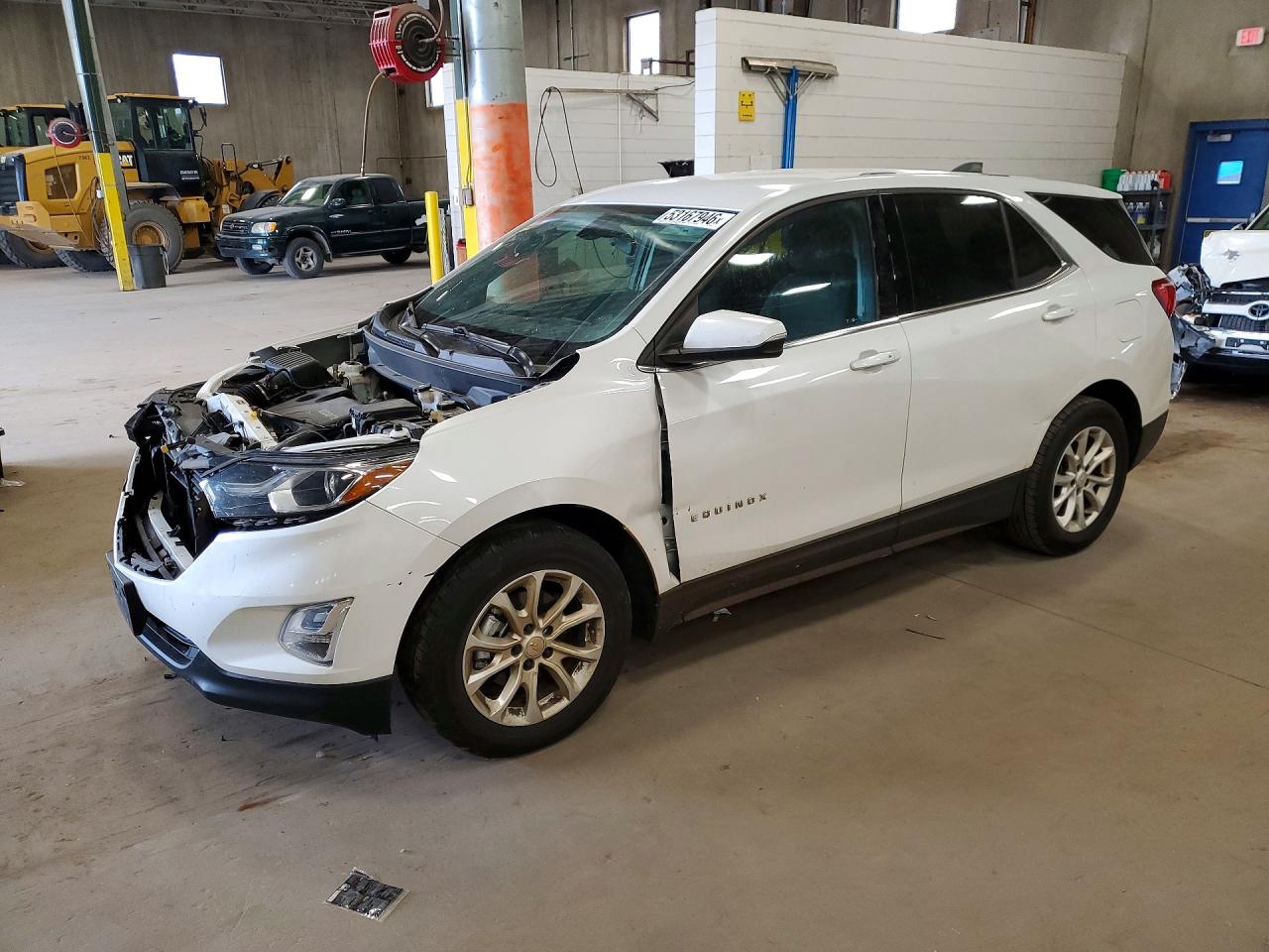 Salvage Chevrolet Equinox Image