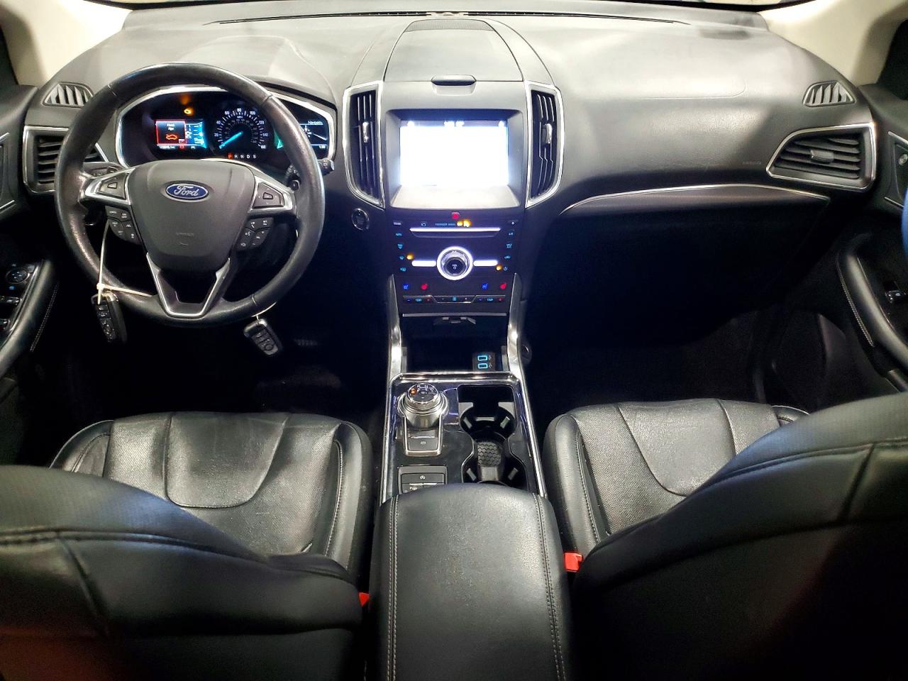 Ford Edge Titanium