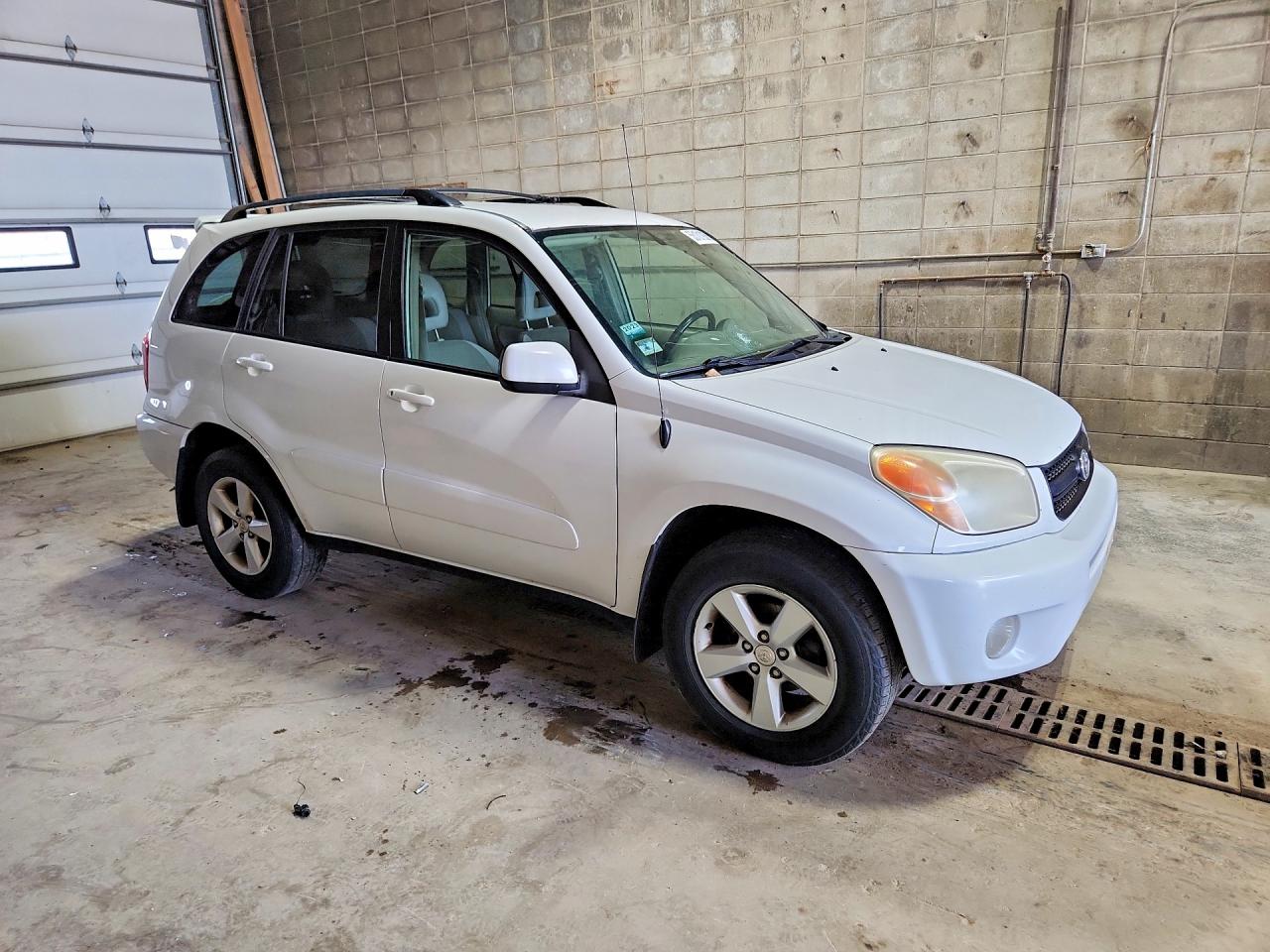 Toyota RAV4 Base