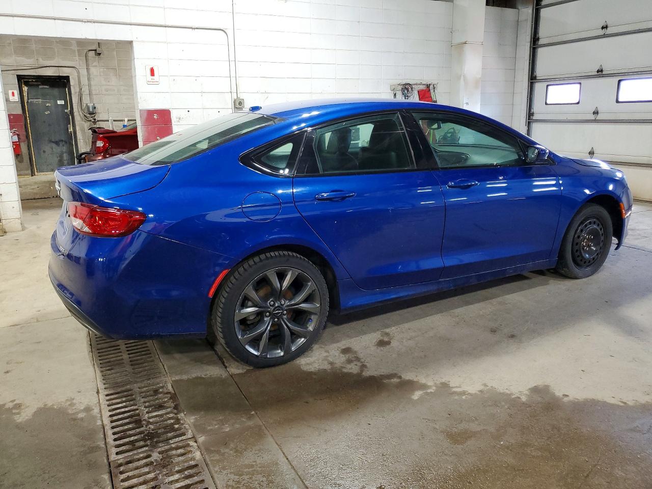 Chrysler 200 S