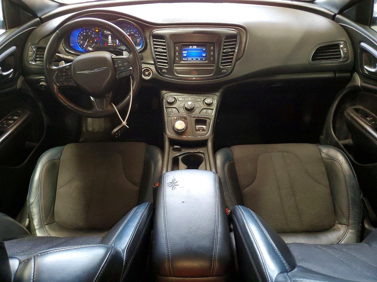 Chrysler 200 S
