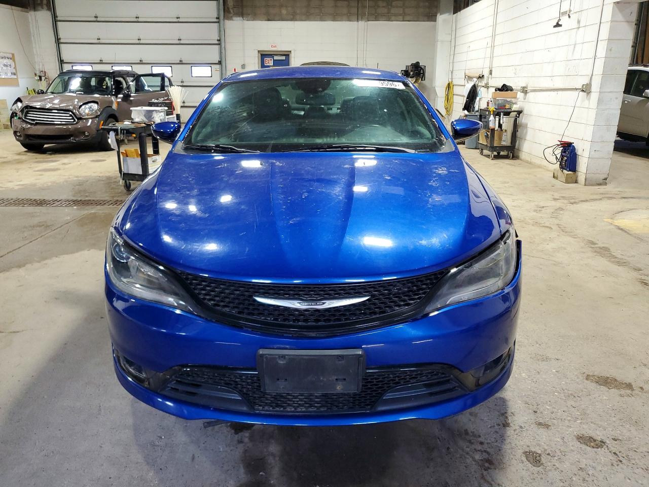 Chrysler 200 S