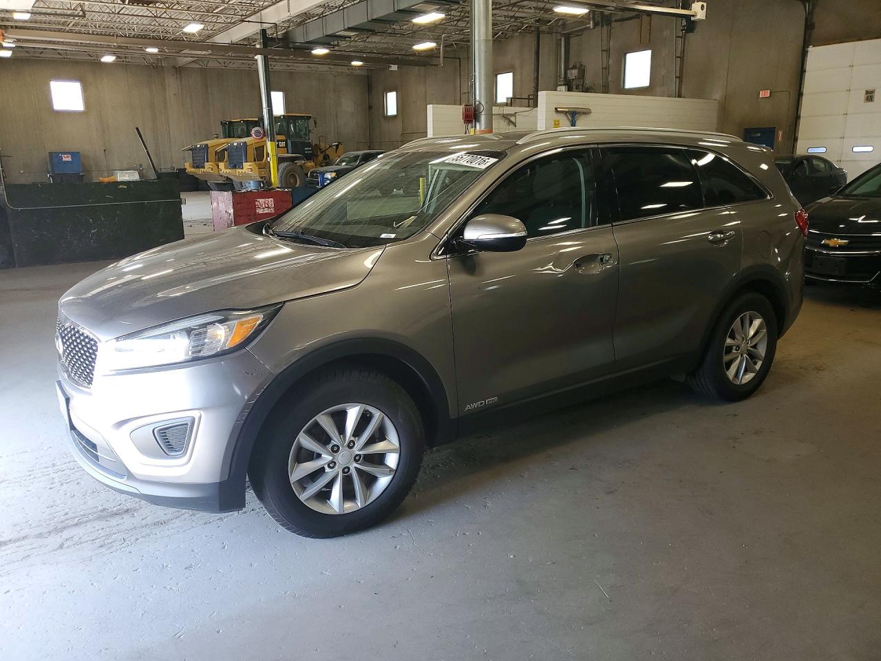 Salvage Kia Sorento Image