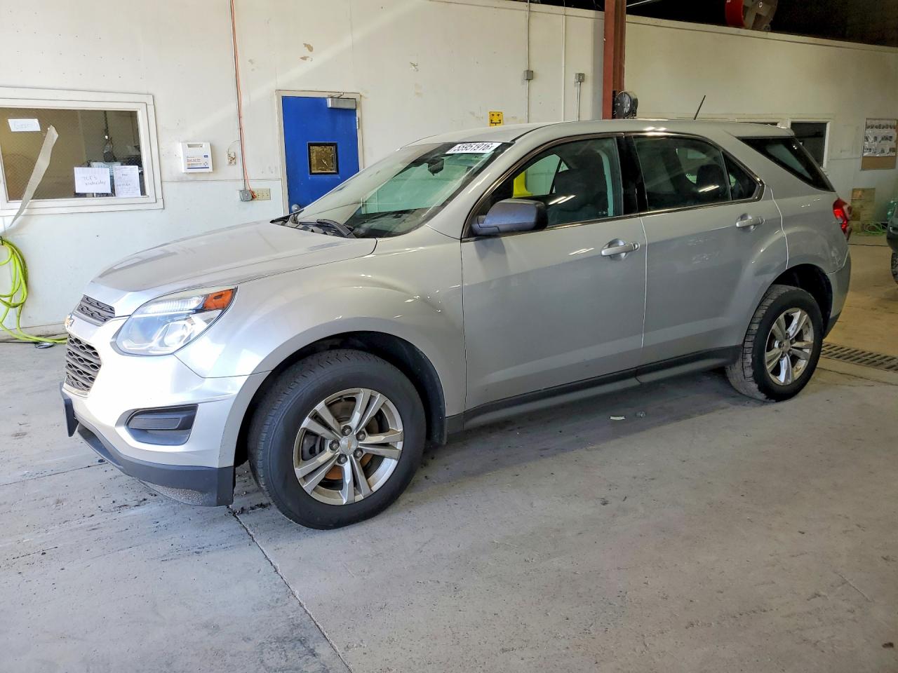 Salvage Chevrolet Equinox Image
