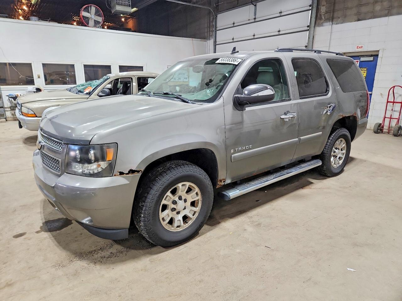Salvage Chevrolet Tahoe Image