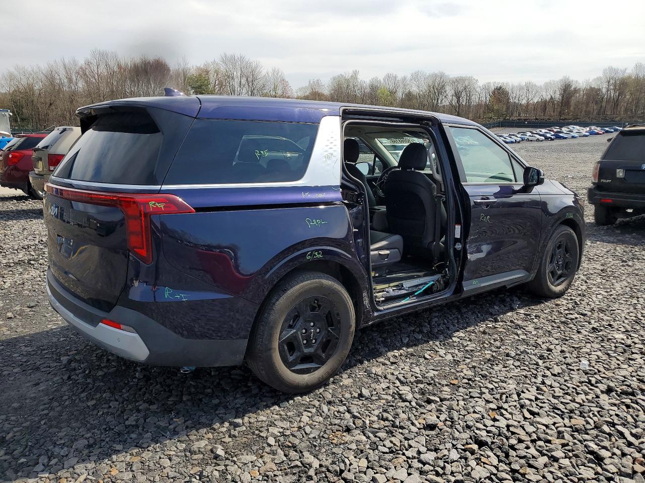 Kia Carnival Lxs