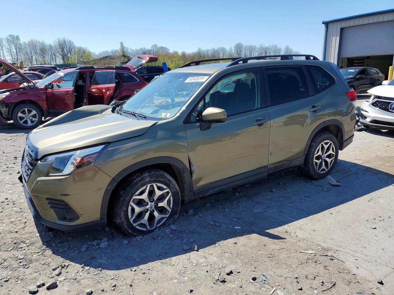 Salvage Subaru Forester Image