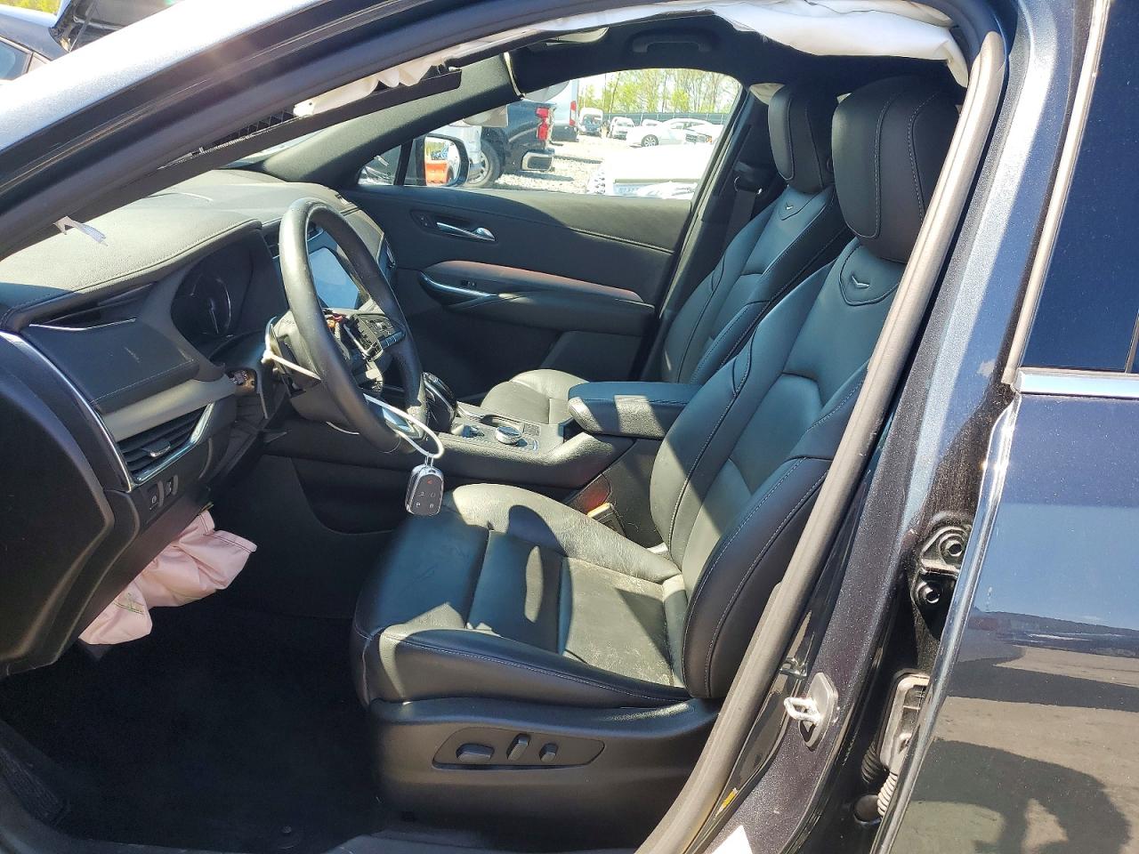 Cadillac XT4 Premium Luxury